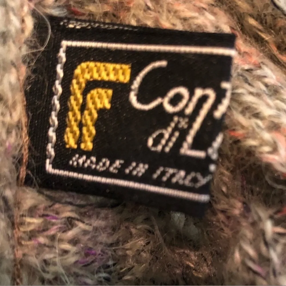 Confezioni di Lusso 100% Wool Cardigan Size Medium - Image 6