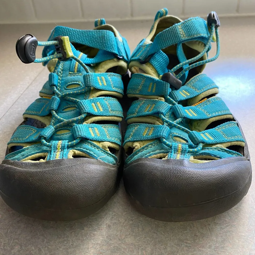 Keen Outdoor Hiking Water Shoes Beachy Swim Boating Lake Pool Cam… - Image 2