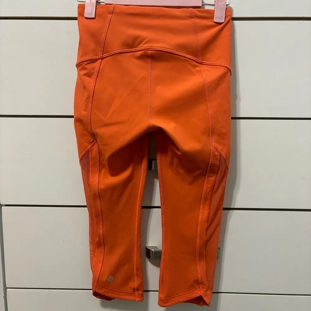 Lululemon Sun Runner Crop Mesh Leggings Coral - Image 3