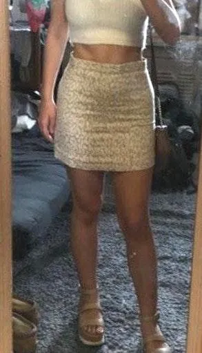 Leopard Print Tan Mini Skirt - Image 2