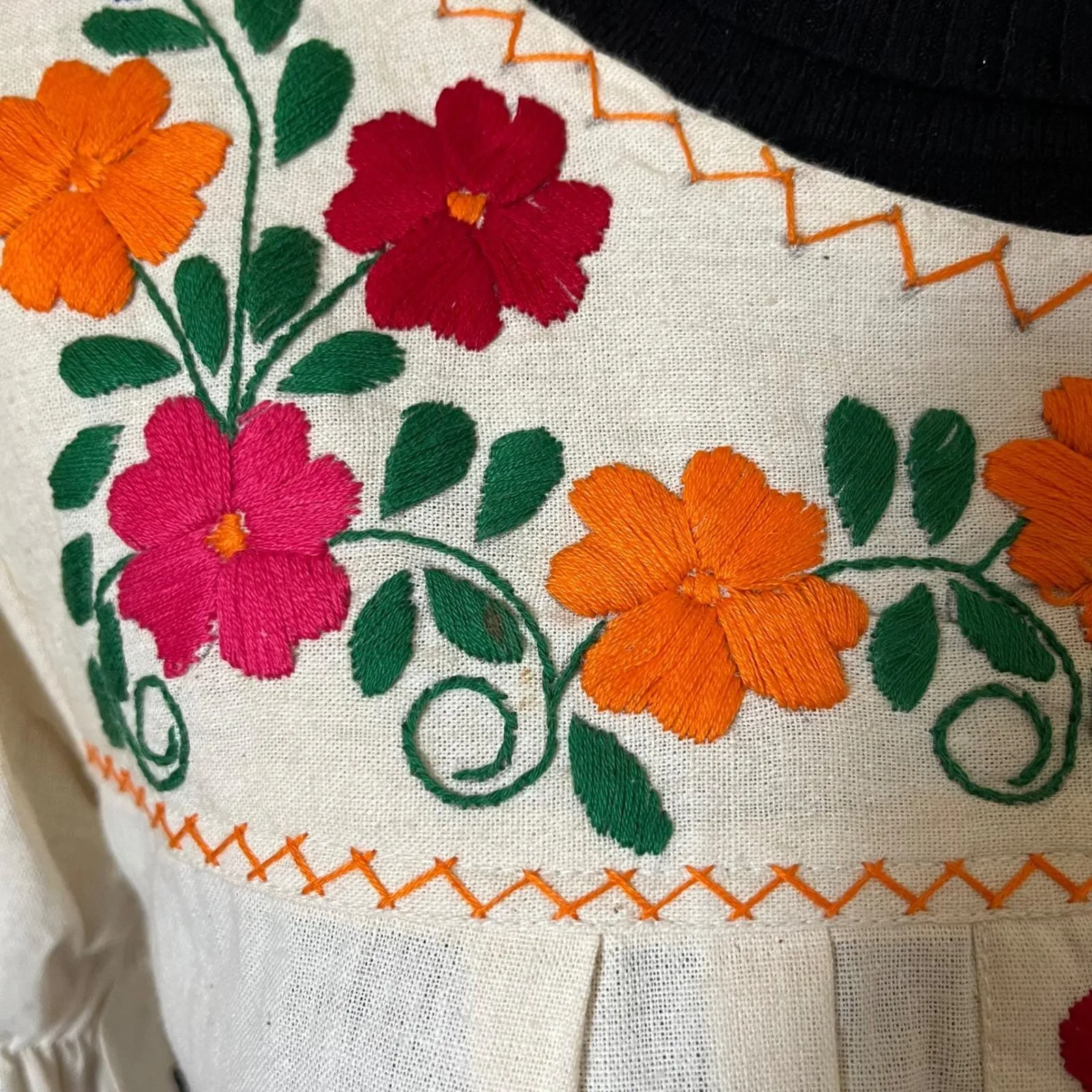 Vintage 60s‎ 70s Cream Mexican Peasant Blouse Floral Embroidered Top S/M - Image 7