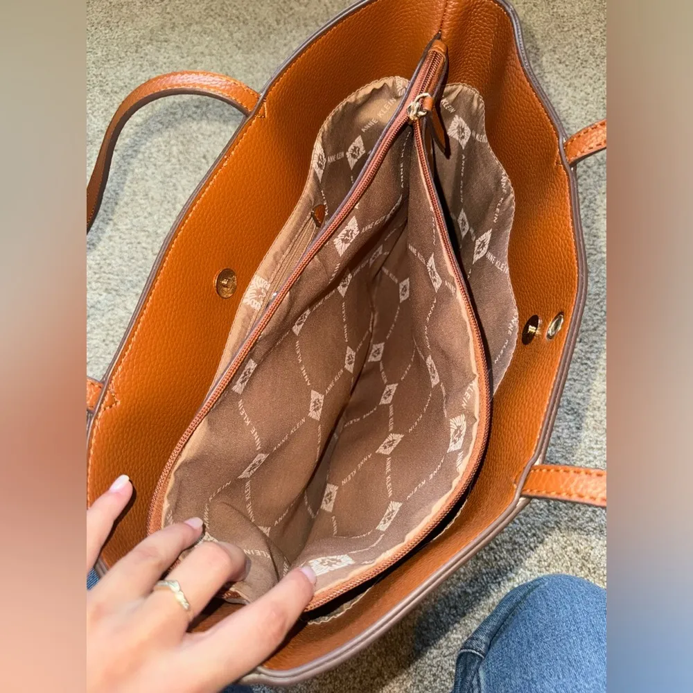 Anne Klein  purse - Image 5