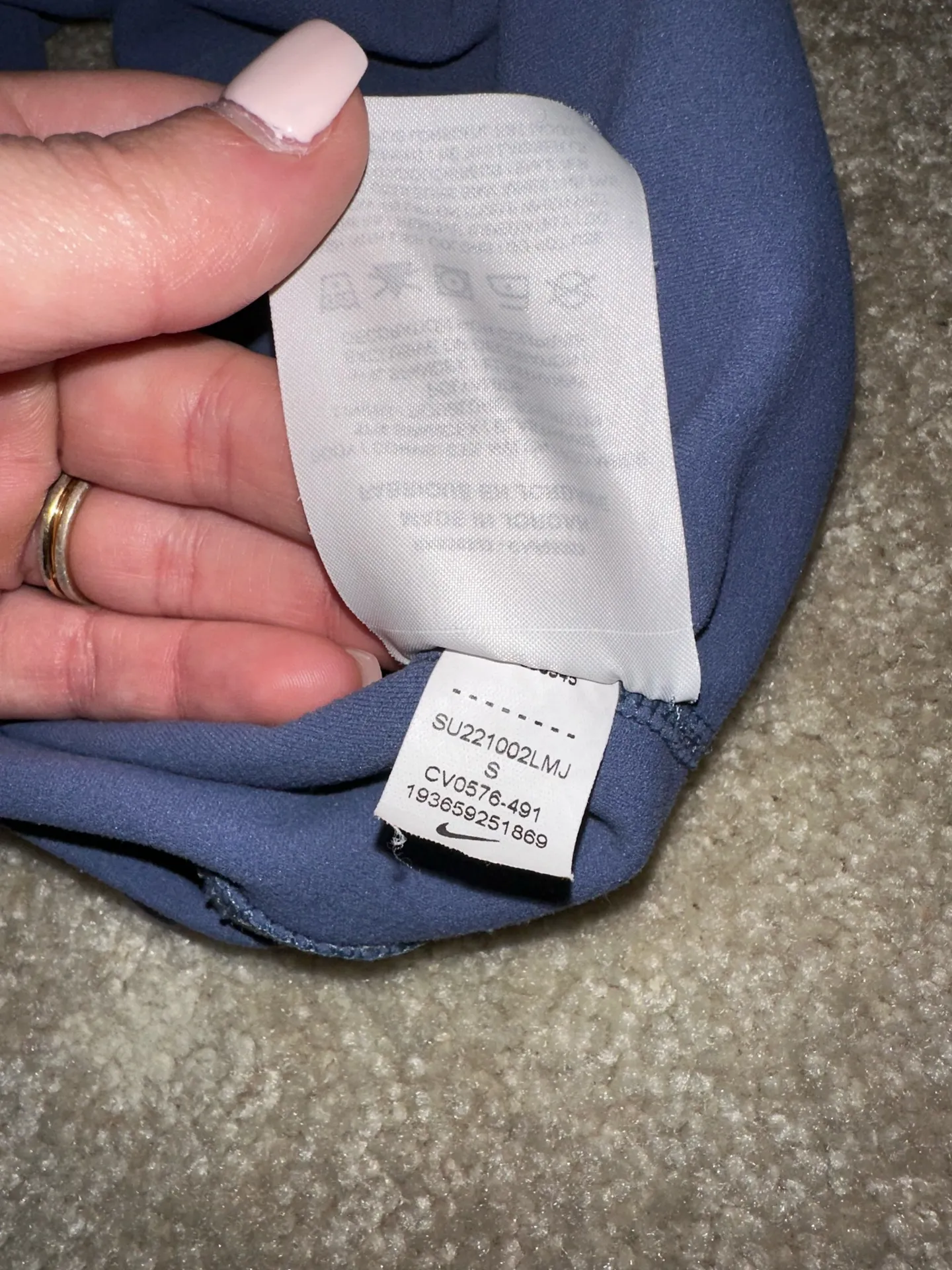 Nike Yoga Top Dri-Fit Tank Crop - Image 3