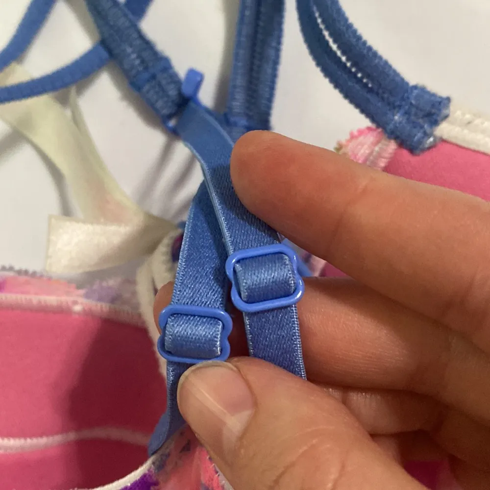 Pink Victoria’s Secret colorful lightly lined denim lace bra size 36B - Image 9