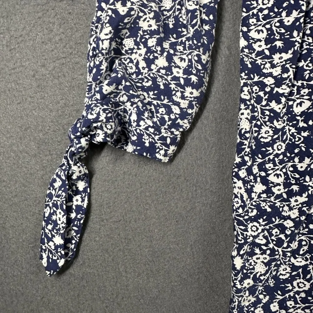 Anne Carson Shirt Womens Medium Blue White Floral 3/4 Sleeve Tie Cuff Blouse Top - Image 4