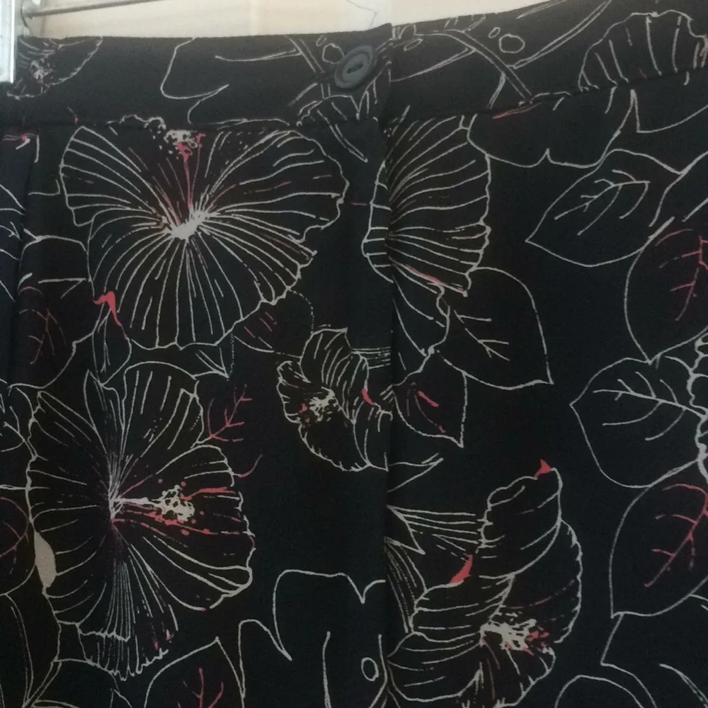 FINAL MARKDOWN NWT Joan Leslie Lined Skirt (18W) - Image 5