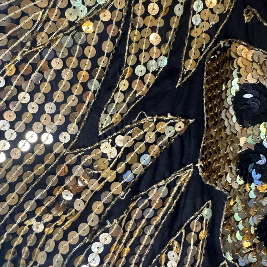 Vtg heavily embellished black and gold sequin butterfly 100% silk top size L Size L - Image 10