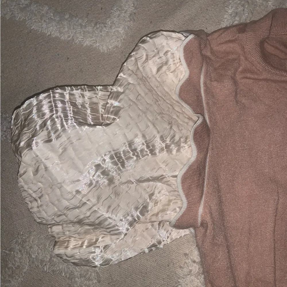 Ontwelfth tan satin poof sweater knit boho winter glam coquette small spring - Image 4