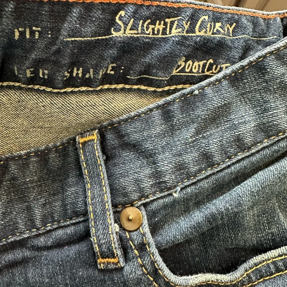 Eddie Bauer Slightly Curvy, Boot Cut Jeans, Size 12S - Image 8