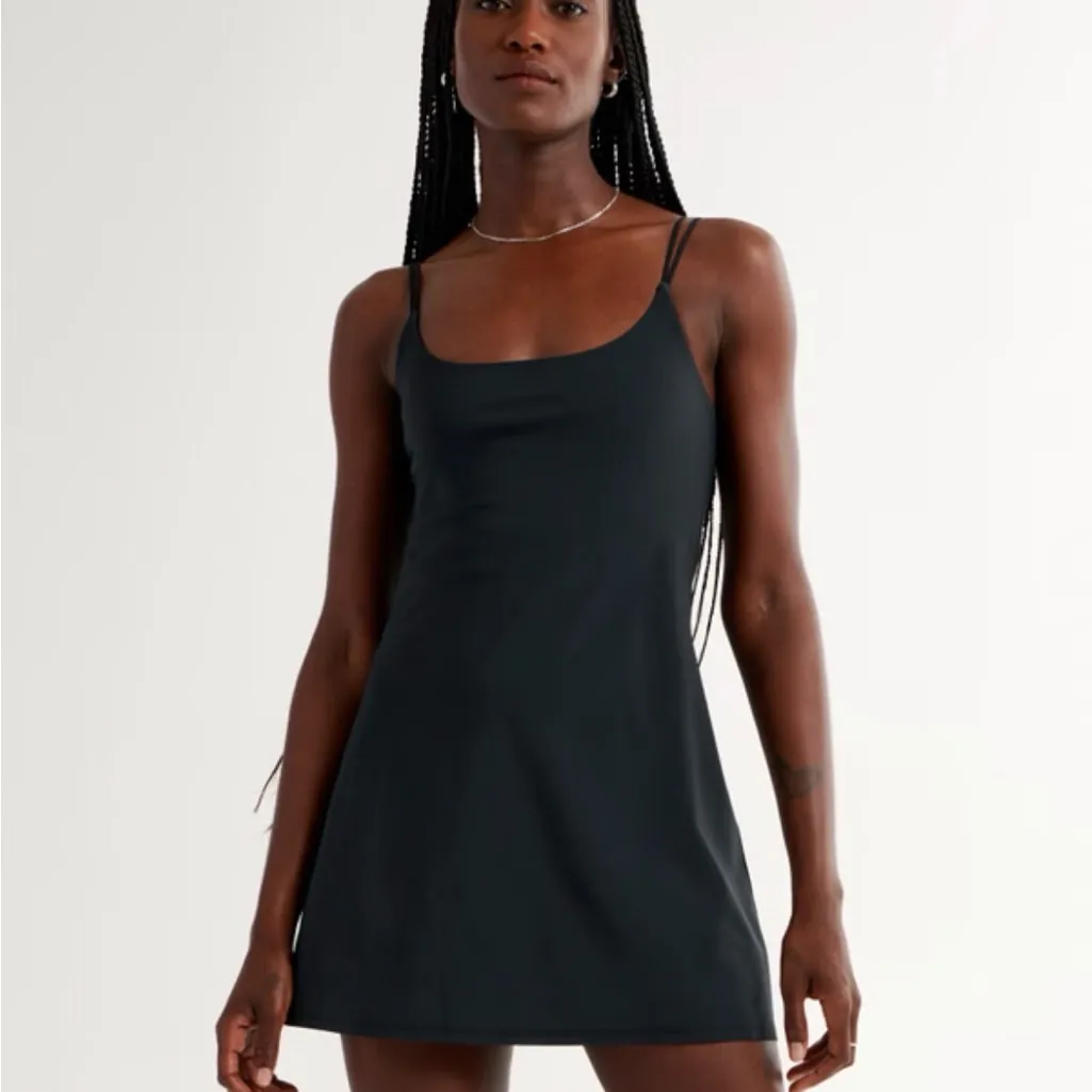 Abercrombie traveler active mini dress - Image 2