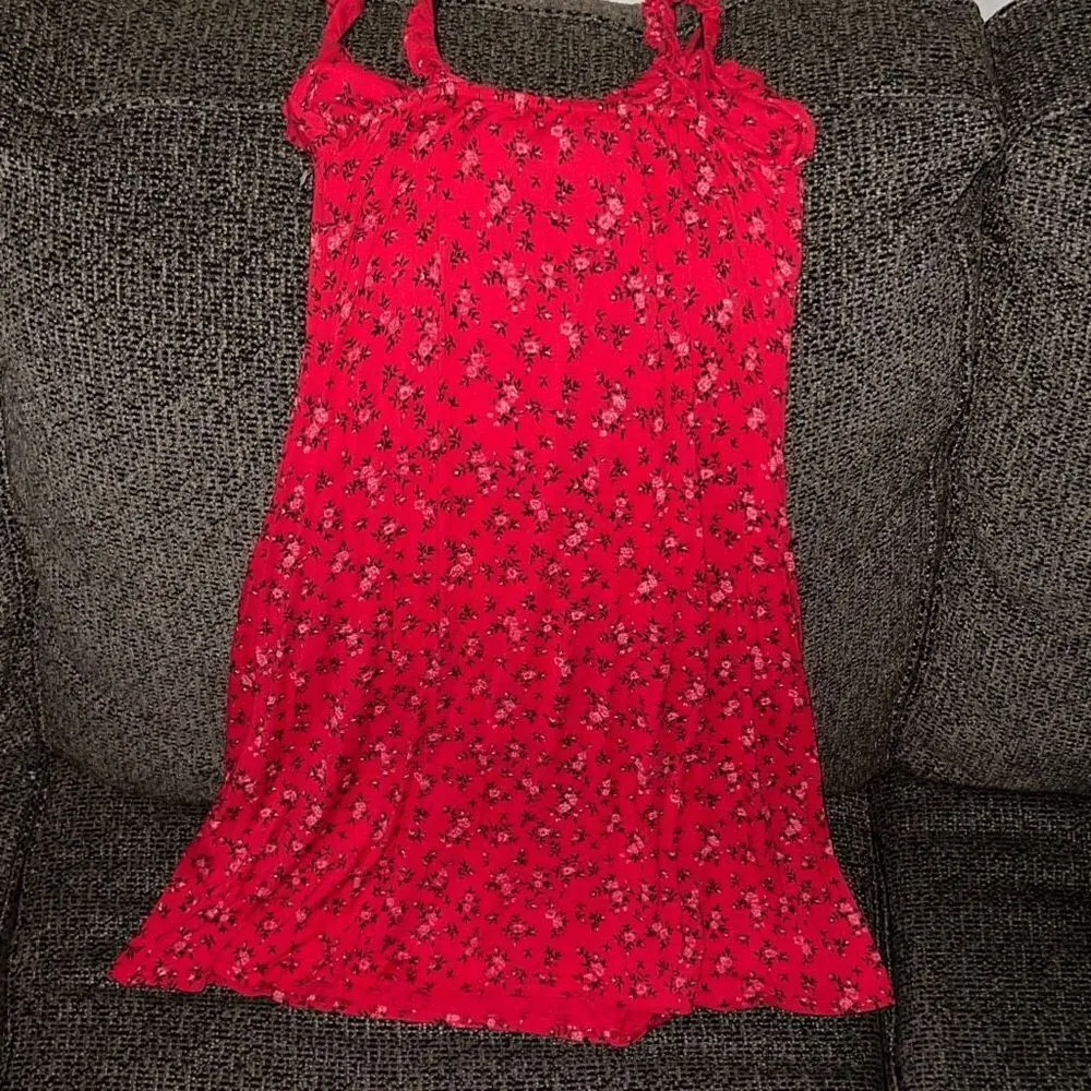 ✨Red Ditsy Floral Print Frill Detail Shift Dress✨ - Image 9