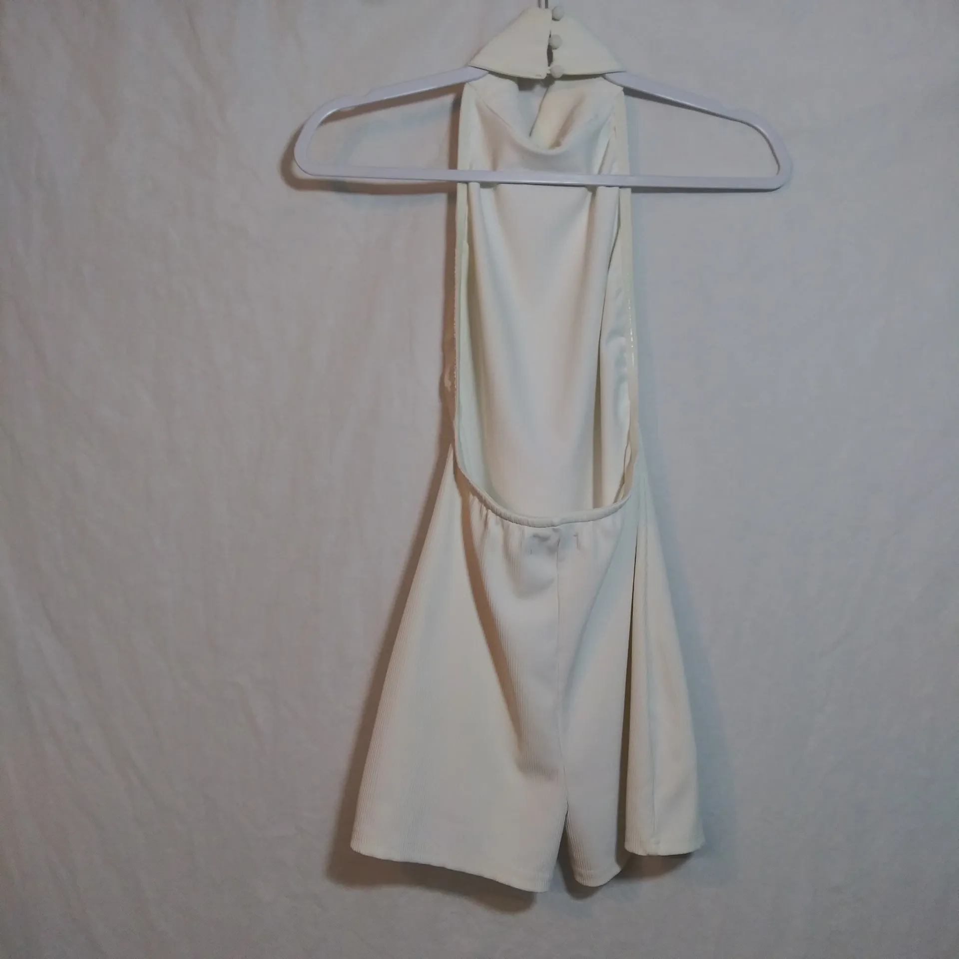 Edikted Annie Ribbed Open-Back Halter Romper White Size M - Image 12