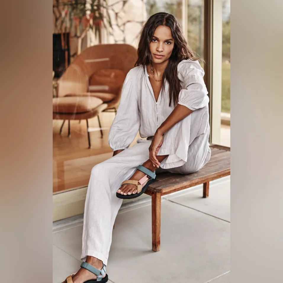 Velvet Large Dionne Linen Jumpsuit in Cement Pale Lavender Purple - Image 2