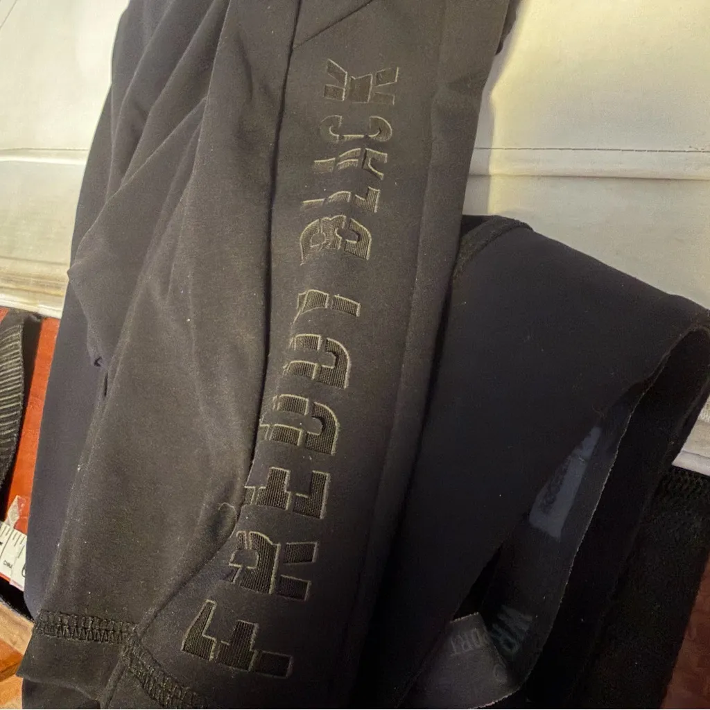 Freddy WR.UP butt lifting booty scrunching shaping leggings black size US 8 - Image 13