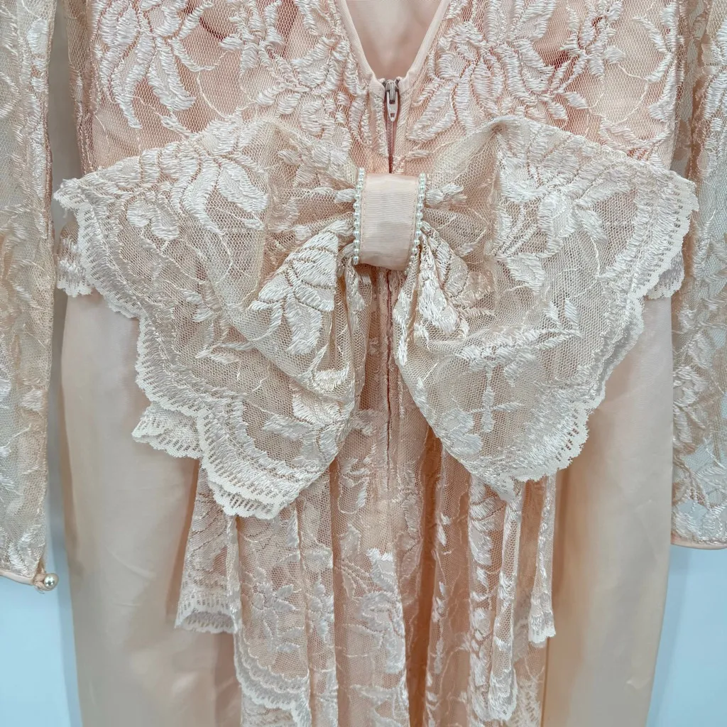Vintage Totally 80s Peach Lace & Satin Formal Dress Huge Bow Molly Ringwald Size 6 - Image 6