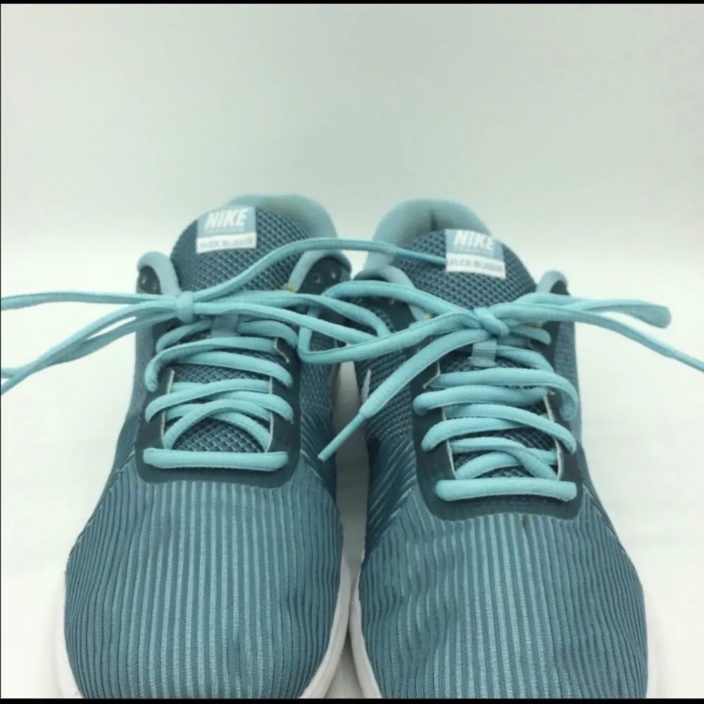 Nike Flex Bijoux cross trainers teal shoes sneakers
Size 8.5 worn once - Image 3