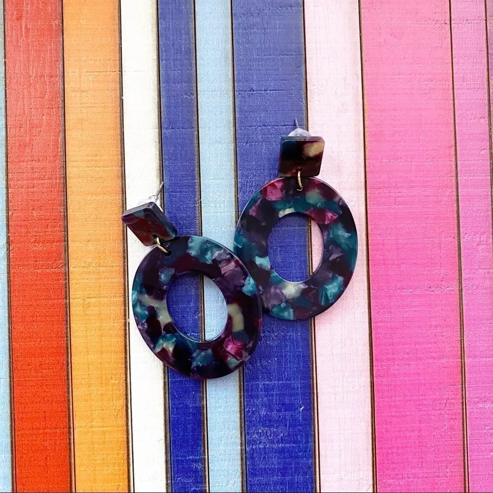 Peacock Tortoise Acrylic Earrings Purple - Image 2