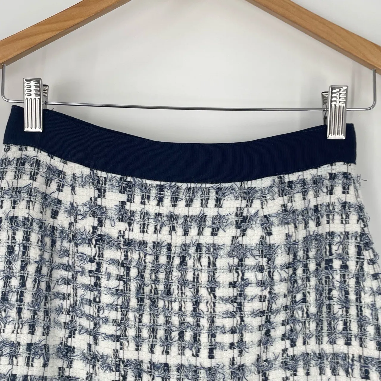 Kate Spade‎ New York Women's Kylie Tweed Metallic Boucle Pencil Skirt Size 2 - Image 5