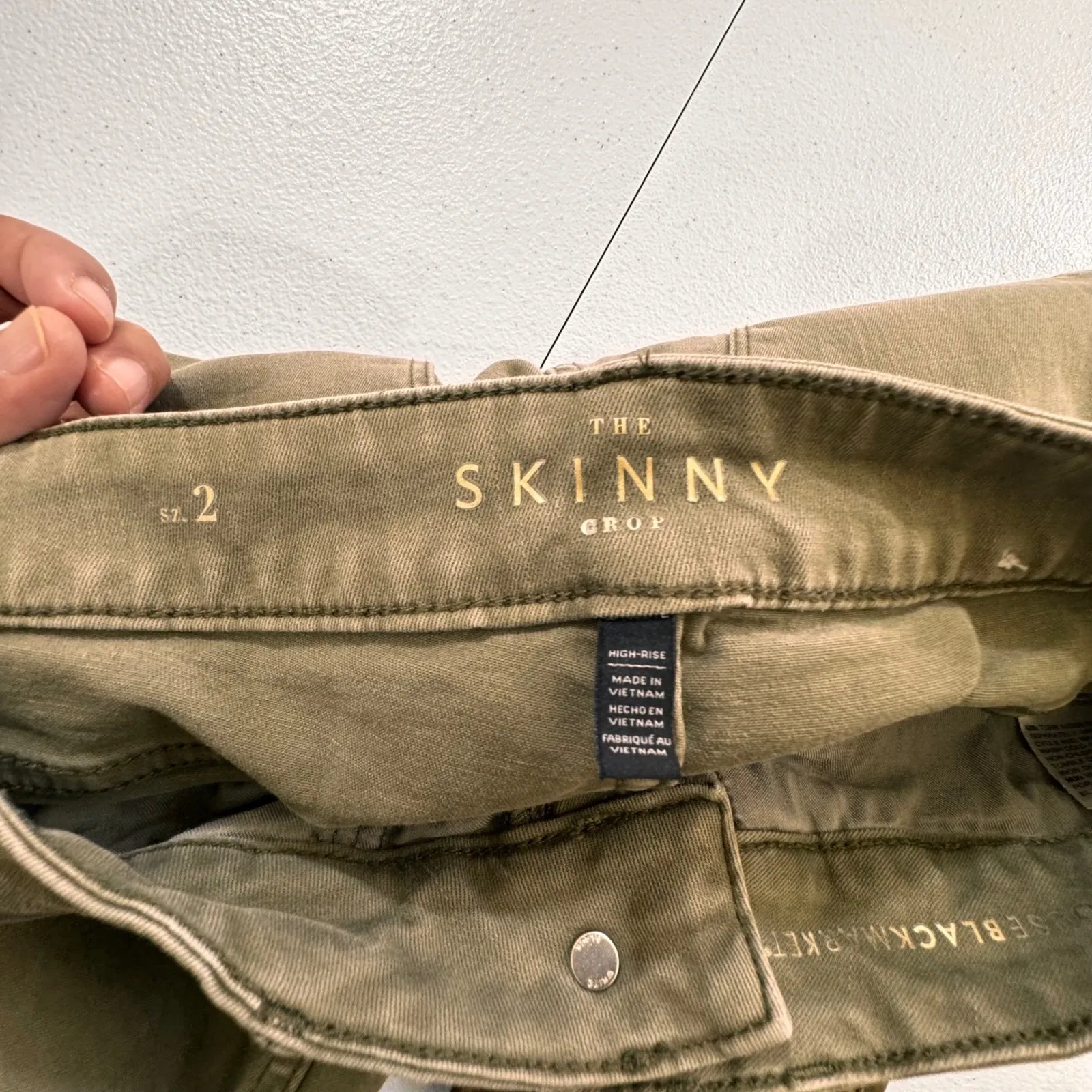 White House Black Market The Skinny Crop High Rise Olive Green Women's‎ Size 2 - Image 6