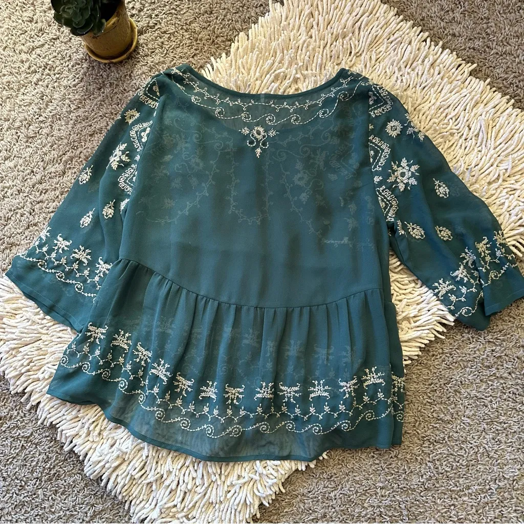 Free People embroidered sheer top size small teal - Image 6