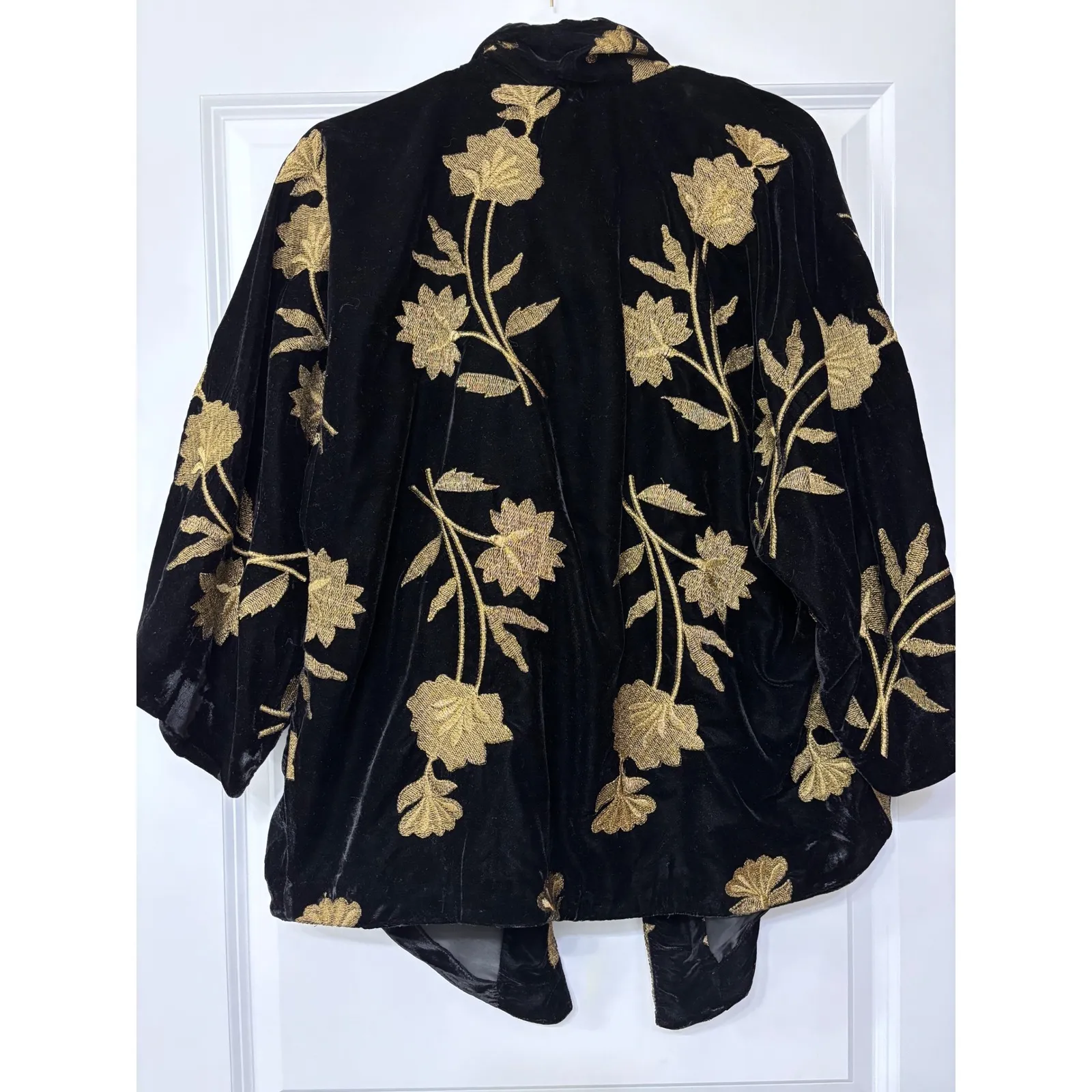 Chicos Black Label Black Velvet Gold Floral Open Front Jacket Size L - Image 2