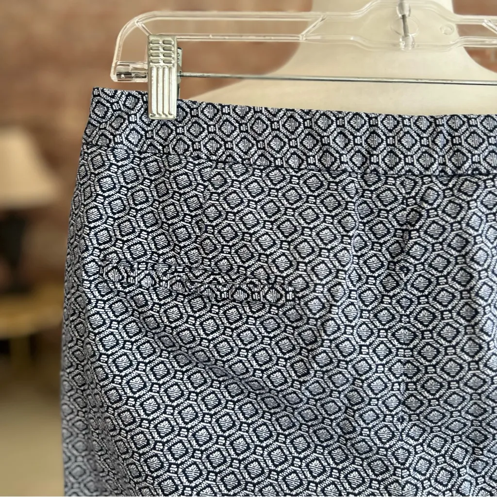 Amanda & Chelsea Pants Ankle Blue Graphic 4 Midrise Office Cropped Casual Job - Image 6