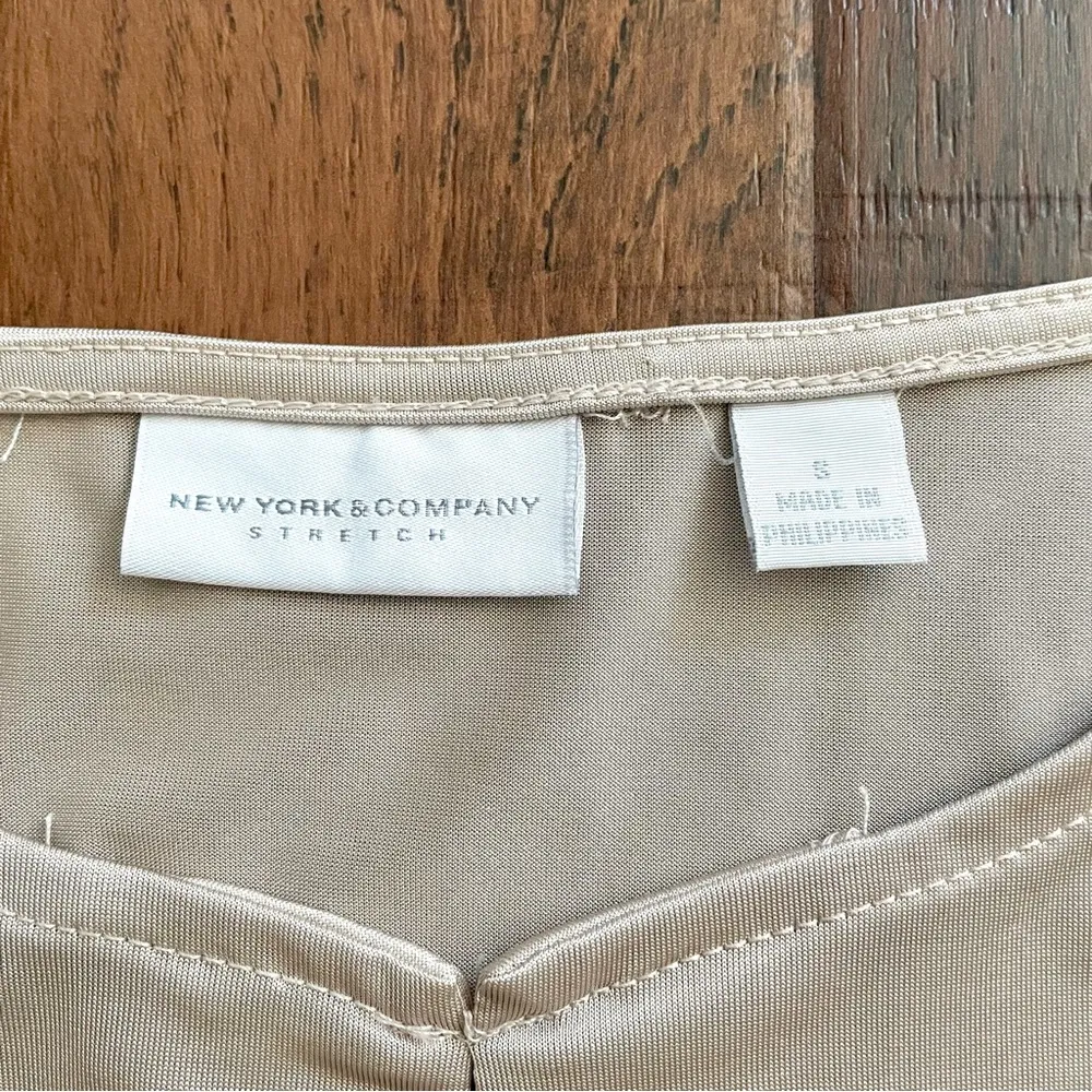 NEW YORK & COMPANY Stretch top, size S - Image 7