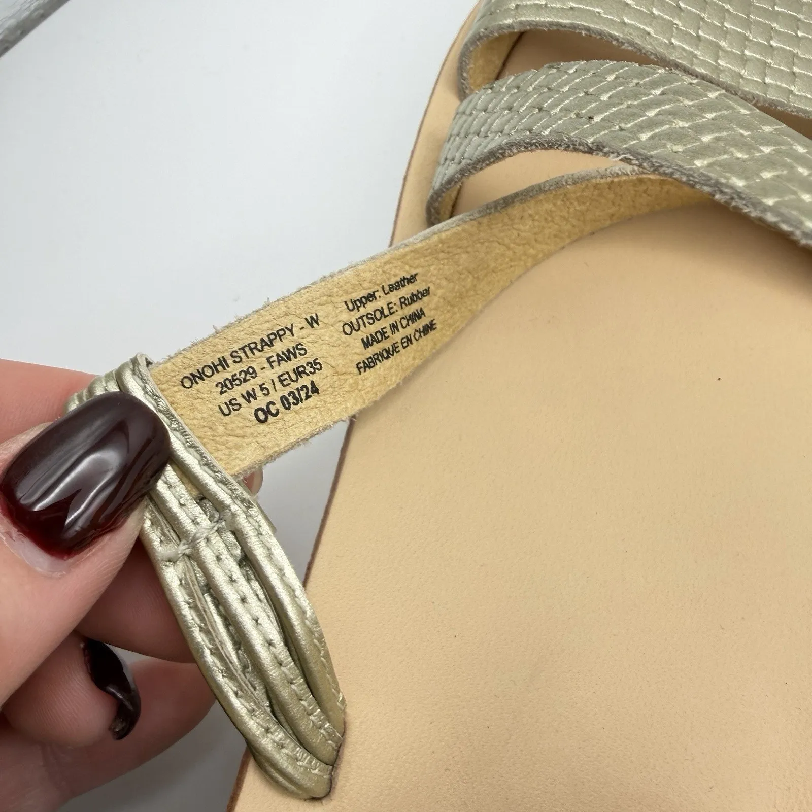 Olukai Onohi Strappy Leather Platform Sandals Light Beige Metallic Gold Size 5 - Image 11