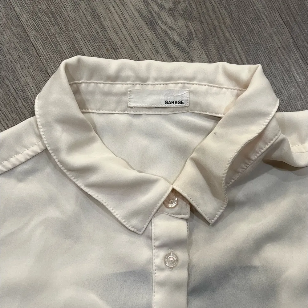 Women’s Off White Medium Garage Button Down Polyester Dress Shirt - Image 3