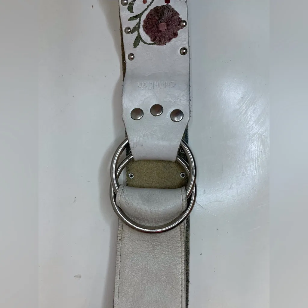 Calvin Klein Y2K Boho Floral Embroidered White Genuine‎ Leather Belt Size M - Image 2