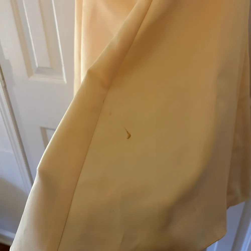 Alfred Angelo - Butter Yellow - Strapless Gown - Size Small - Image 7