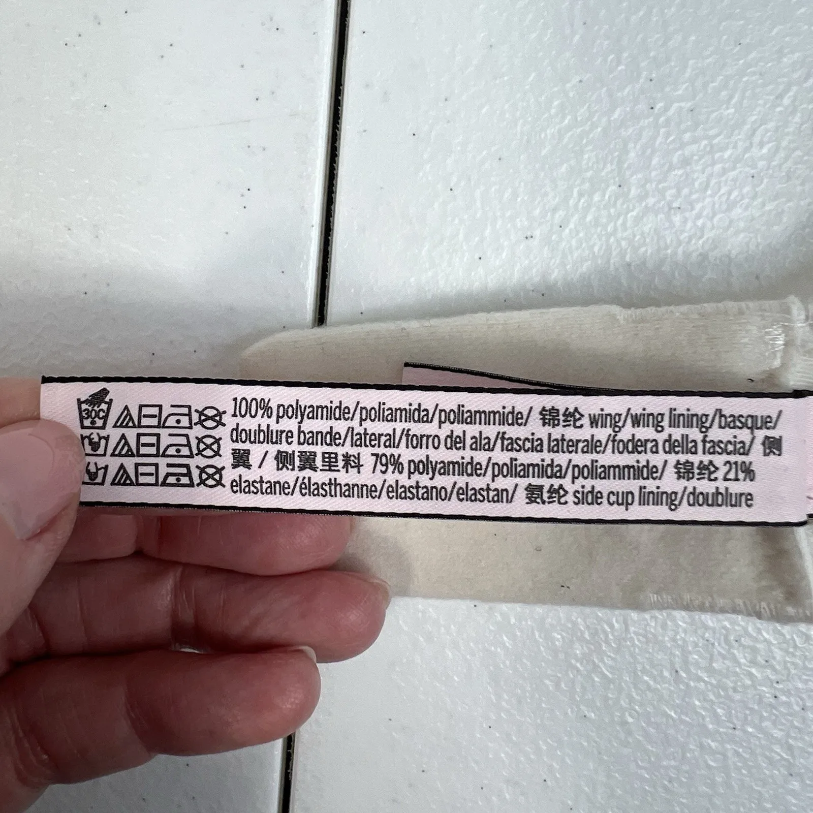 Victoria's Secret 32DD Bra Dream Angels Demi Push Up Without Padding Underwire - Image 14