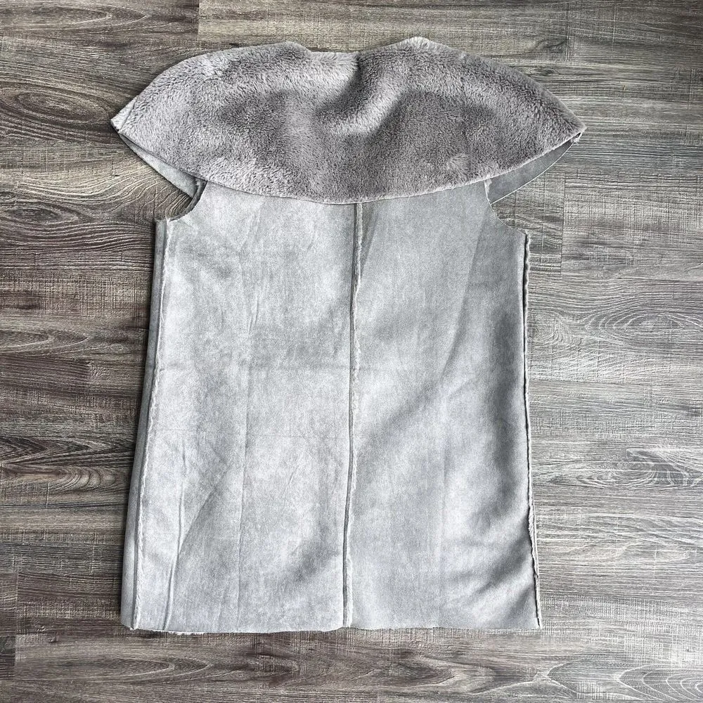 MONORENO Women's Gray Long Polyester Faux Suede Soft Vest Size Med With Buckles - Image 13