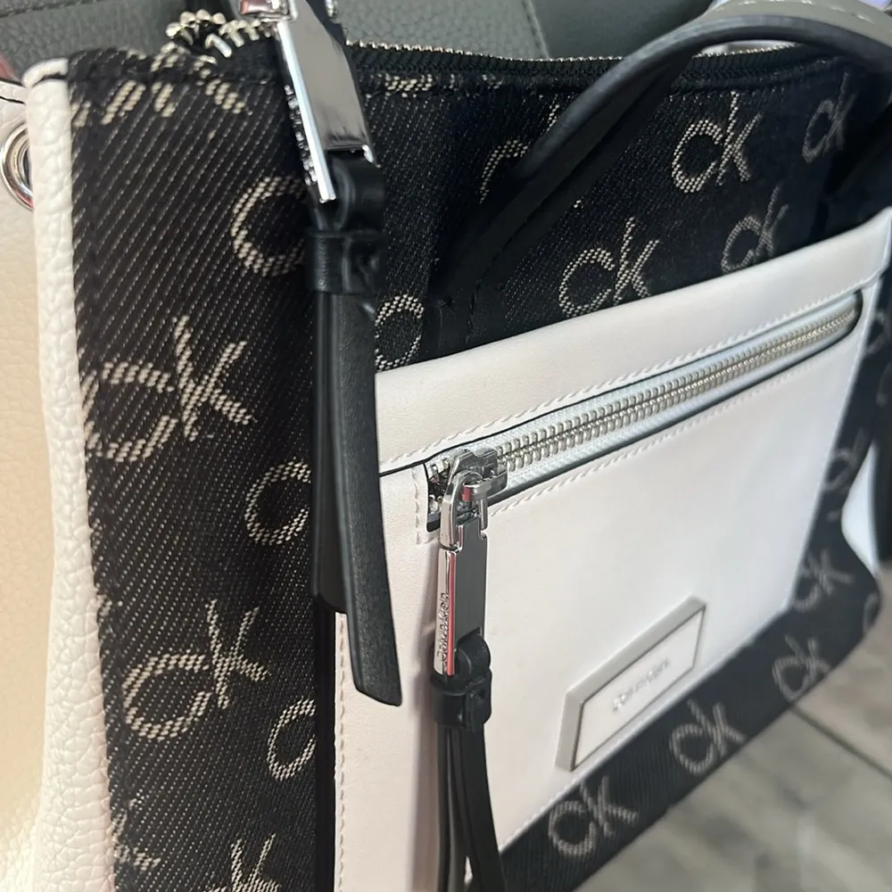 CalvinKlein Hadley Signature Colorblocked Adjustable Crossbody Satchel w/DustBag - Image 7