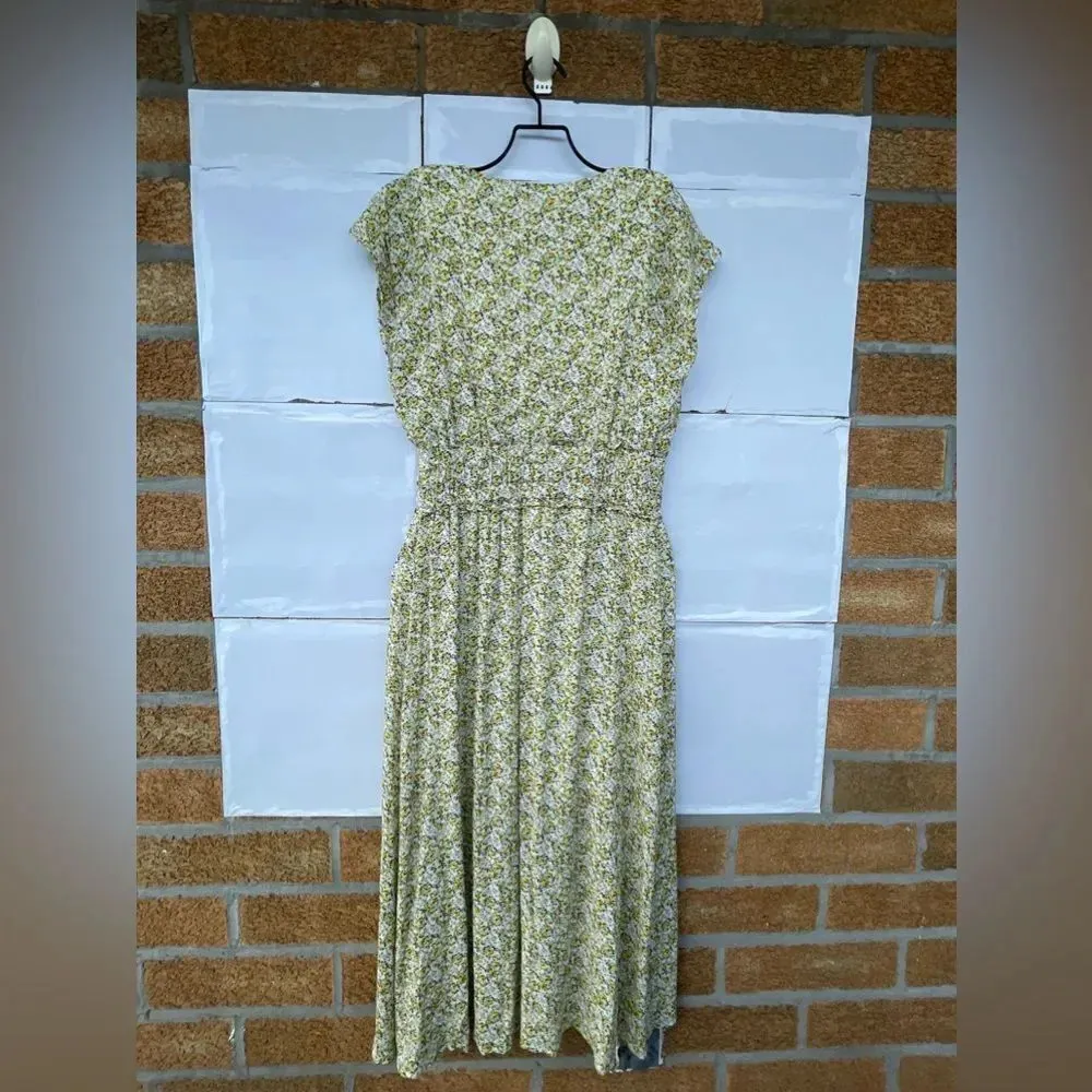 WAYF Leanne Double Slit Smocked Midi Dress small - Image 8