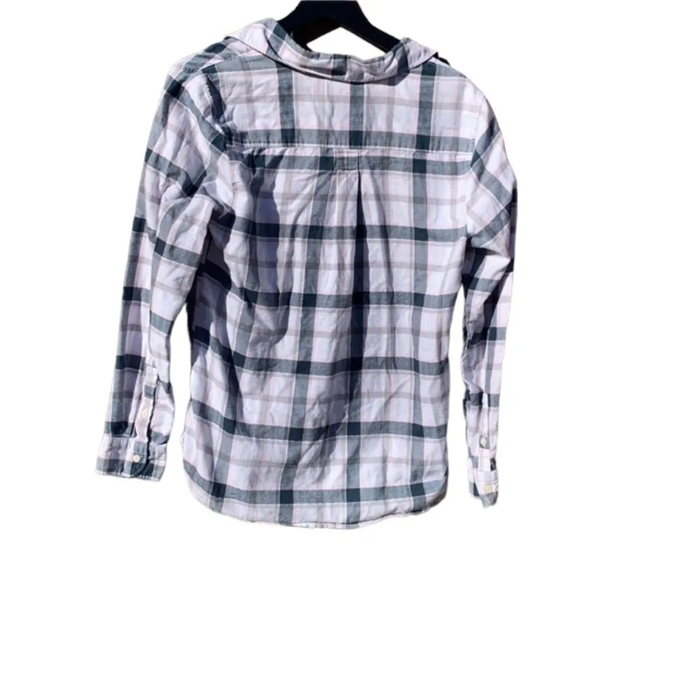 BANANA Republic medium flannel, pit to pit 19", length 26" - Image 2