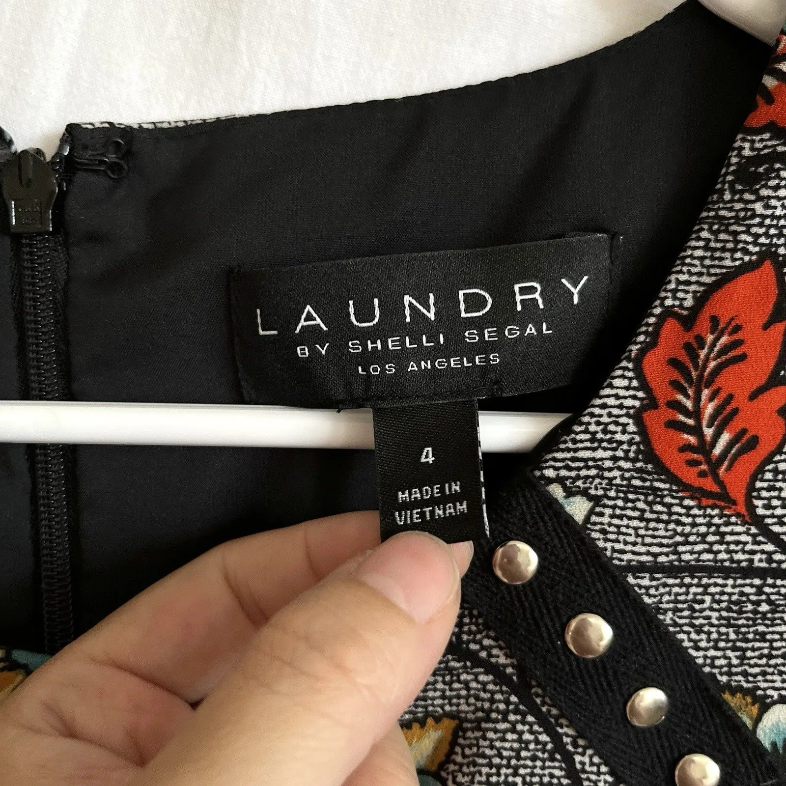 Laundry by Shelli Segal Sz 4 Floral Ruffle Dress - Image 3