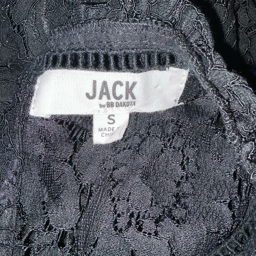 BB Dakota Black Lace Blouse Size Small - Image 8