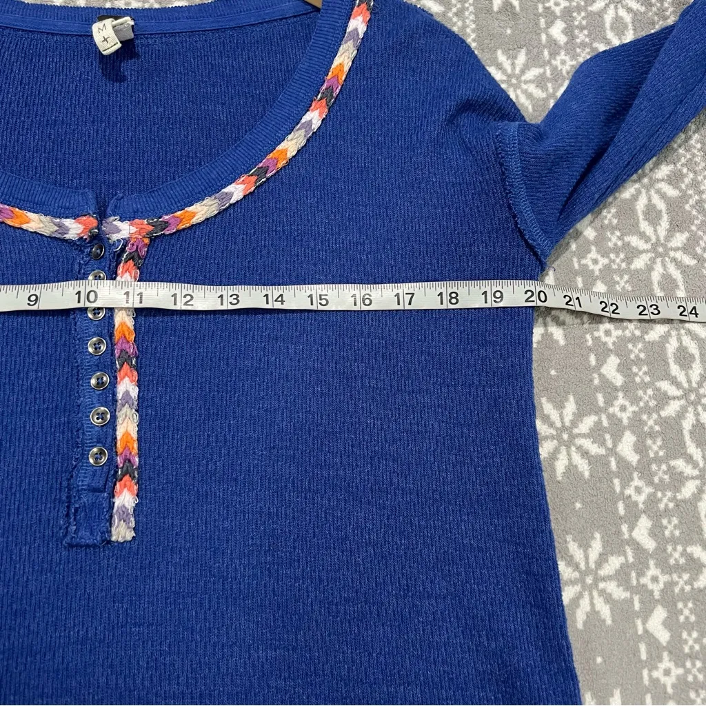 Free People We the Free Royal Blue Rainbow Embroidered Thermal Top Size Medium‎ - Image 9