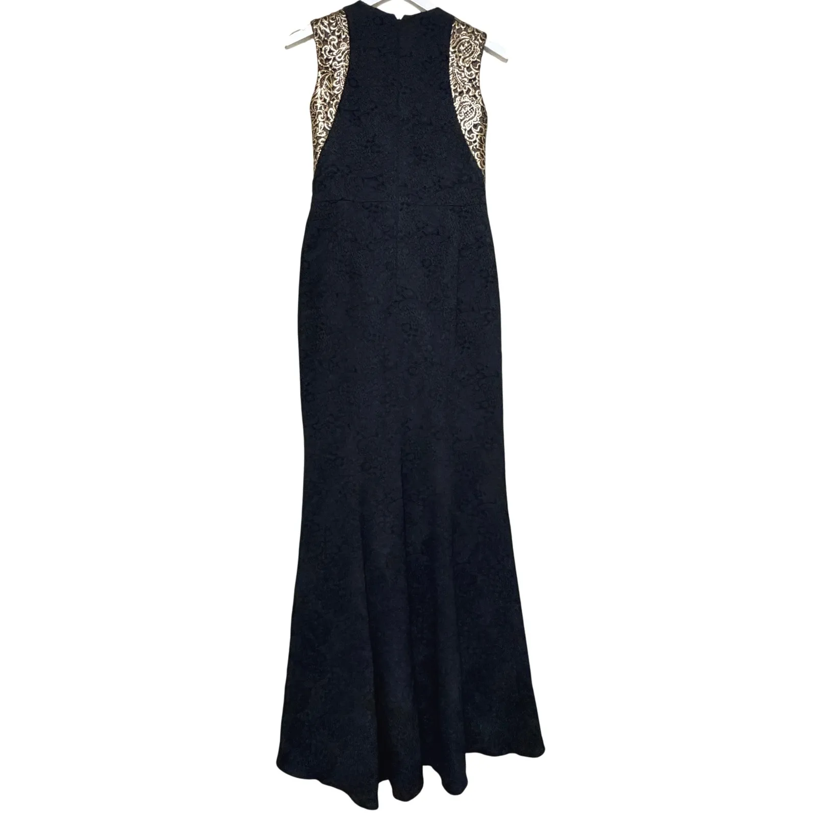 Carmen‎ Marc Valvo Black Lace Gown Gold Trim Sleeveless Formal Evening Size 4 - Image 2
