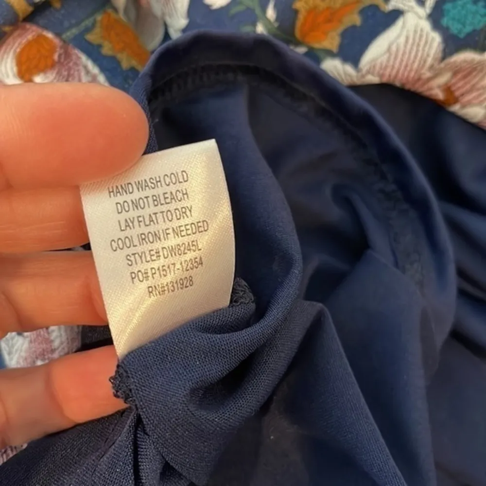 WISHLIST Bell sleeve swing dress. - Image 6