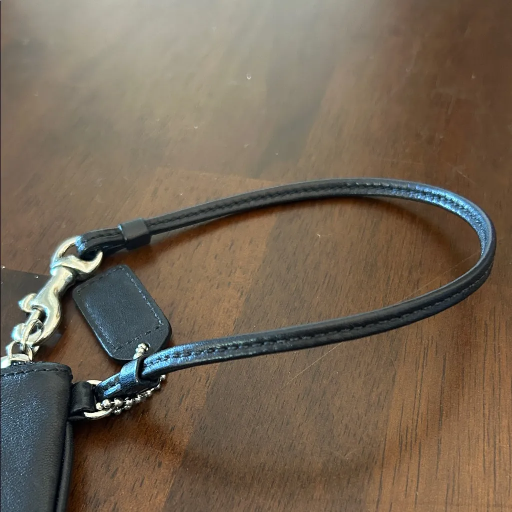 Coach Beautiful Black Leather Wristlet with Strap Soft Supple Leather EUC - Image 8