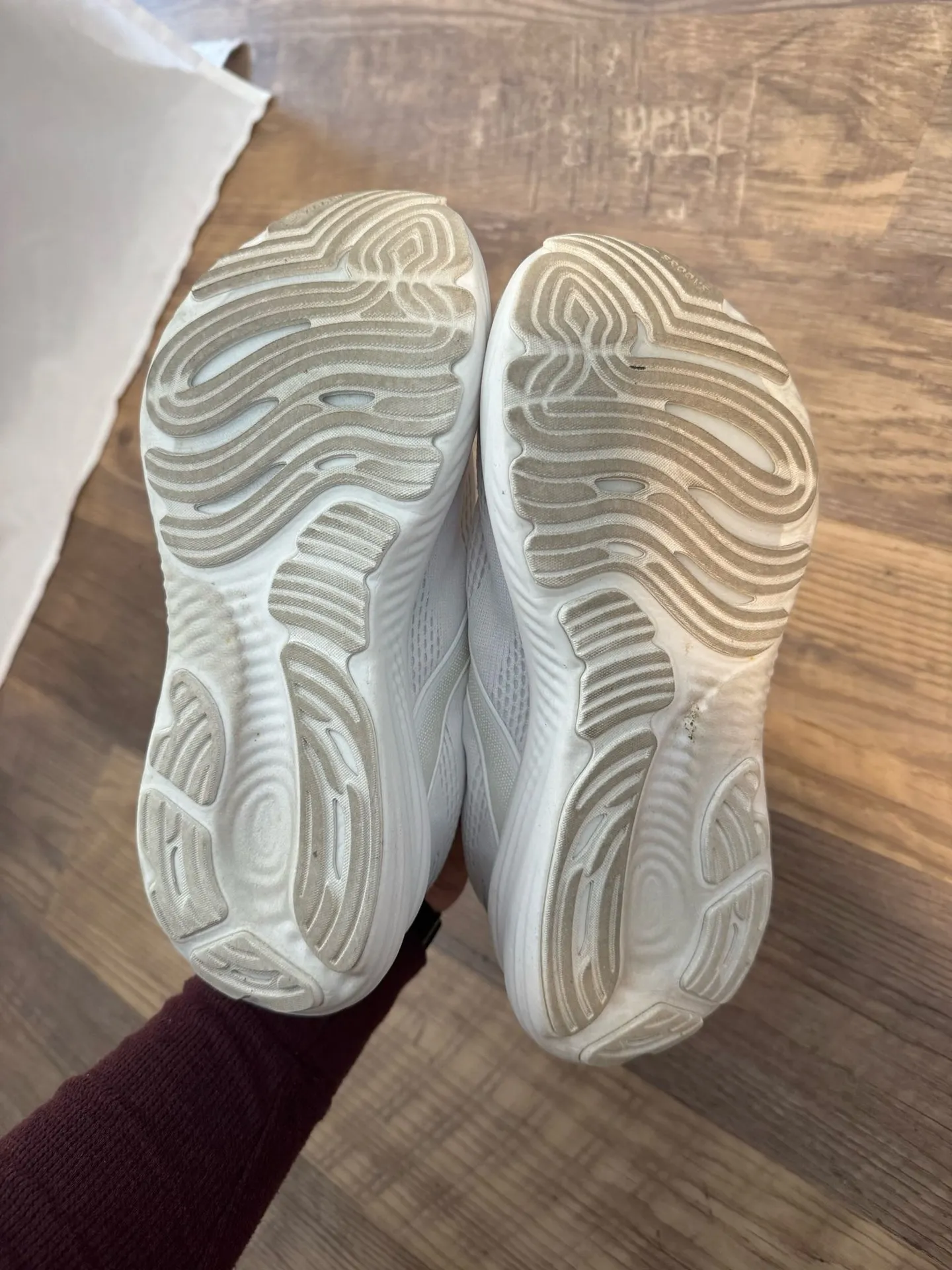 Brooks Tennis Shoes Running - Image 4