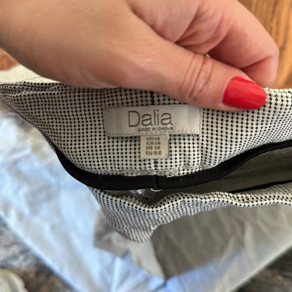 Dalia black white dotted stretch pant ankle crop US 14 - Image 8