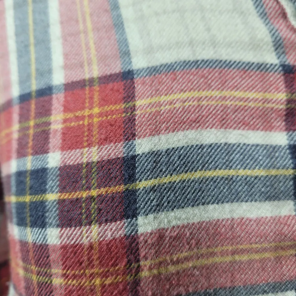 American Eagle Red Cozy Ahh-Mazingly Soft Plaid Flannel Shirt XS Boyfriend Fit - Image 8