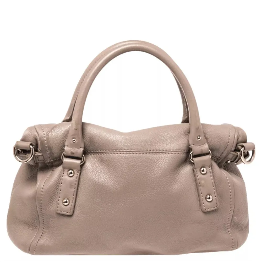 Kate Spade Cream Pebbled Leather Foldover Satchel with Crossbody Strap. - Image 4