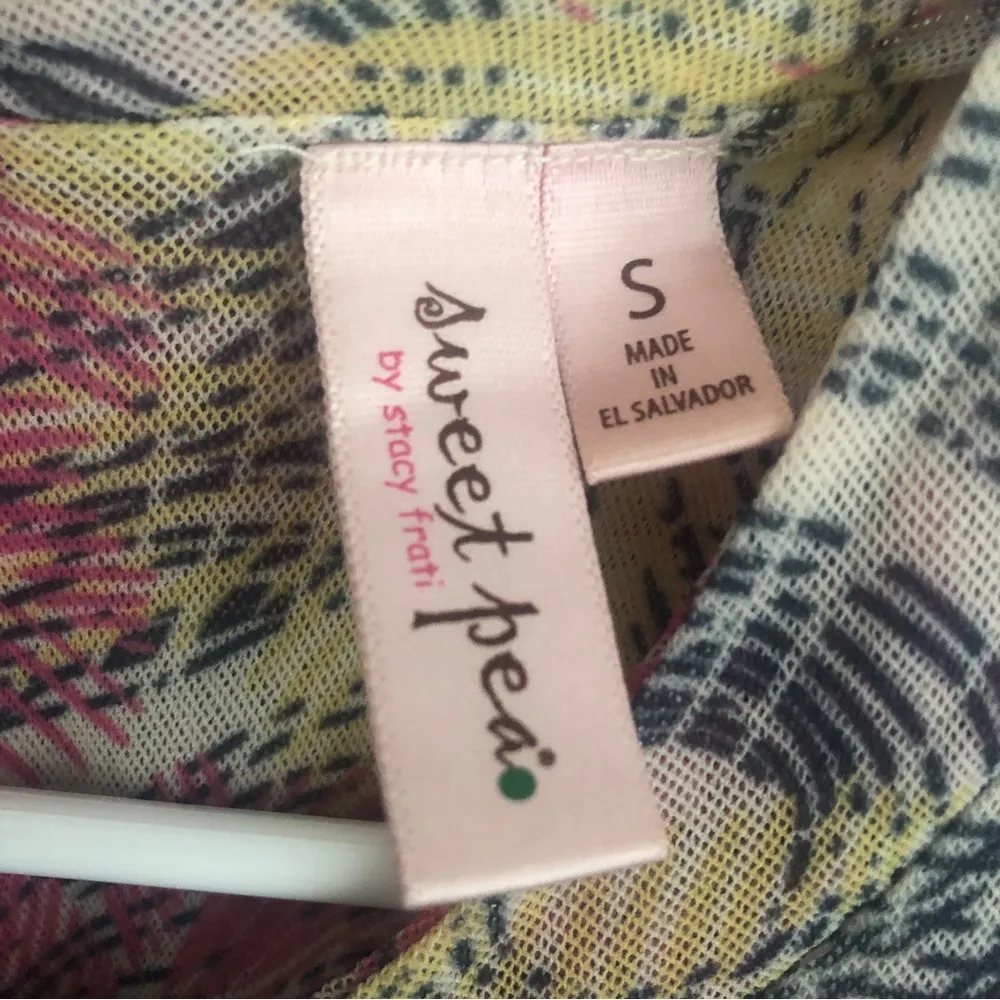 Sweet Pea By Staci Frati Nylon Stretch Halter Back Tie Wide Waist Top T11 - Image 4