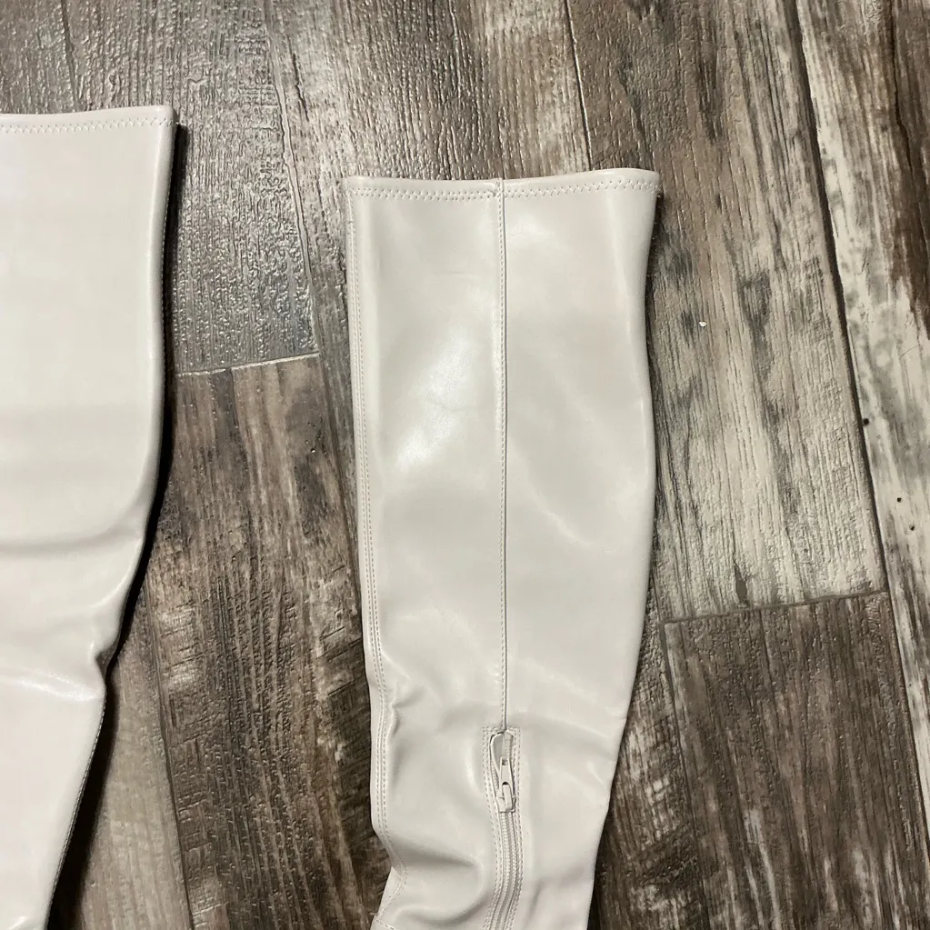 Wild Pair Elegant Cream Knee-High Boots Size 8 - Image 6
