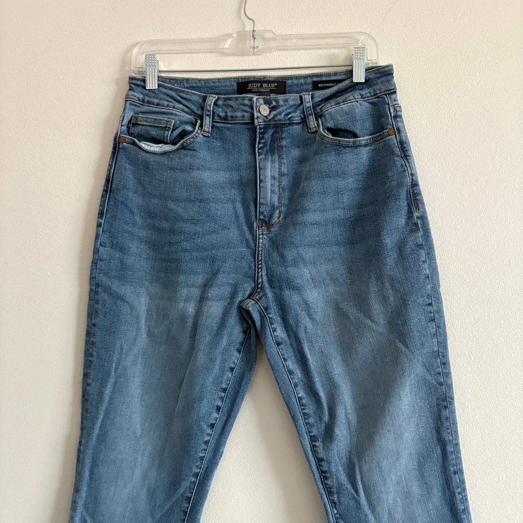 JUDY BLUE HIGH WAIST VINTAGE WASH BOYFRIEND FIT 11/30 - Image 5