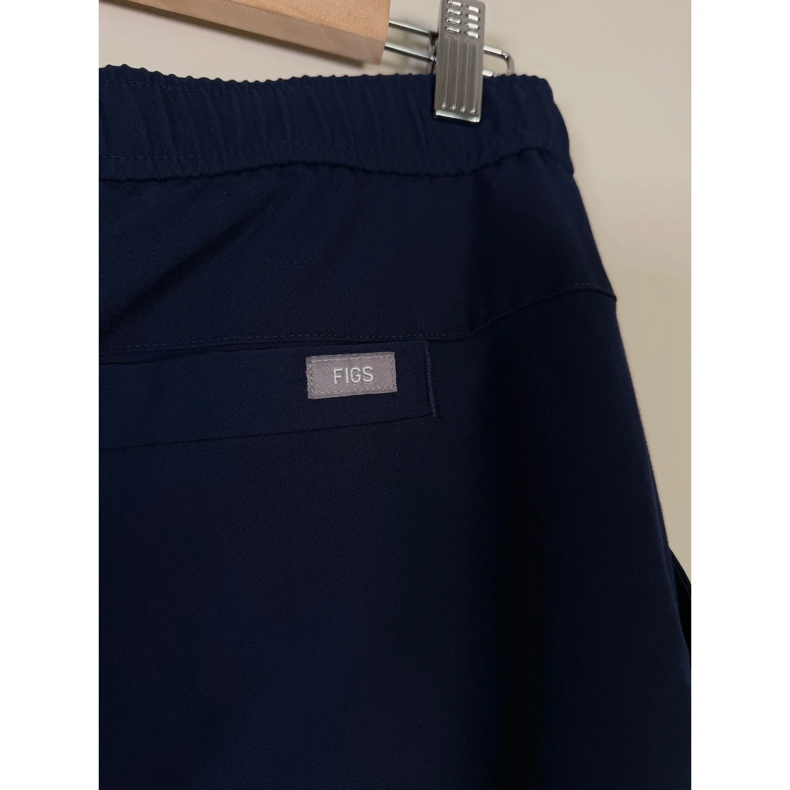 FIGS TANSEN Navy Blue‎ Jogger Scrub Pants Women's Size Medium - Image 3